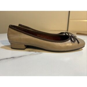 Ono Hallada Tan Leather Flat Shoes with Brown Piping & Bow Ties 9.5M